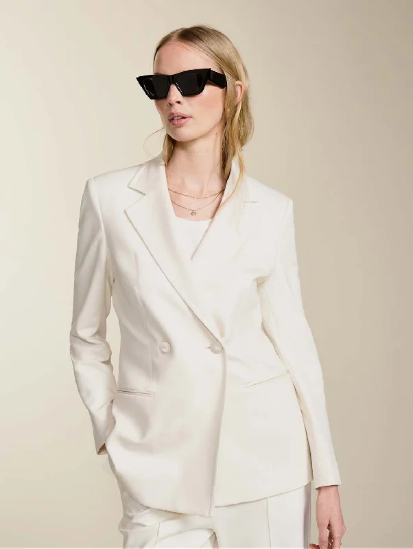 Albertine LENZING™ ECOVERO™ Tailored Blazer | Soft White Women's office jackets