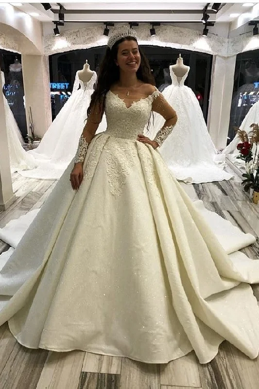 Elegant Long Sleeve Princess Sweetheart Satin Wedding Dress with Appliques Chic Wedding Gown