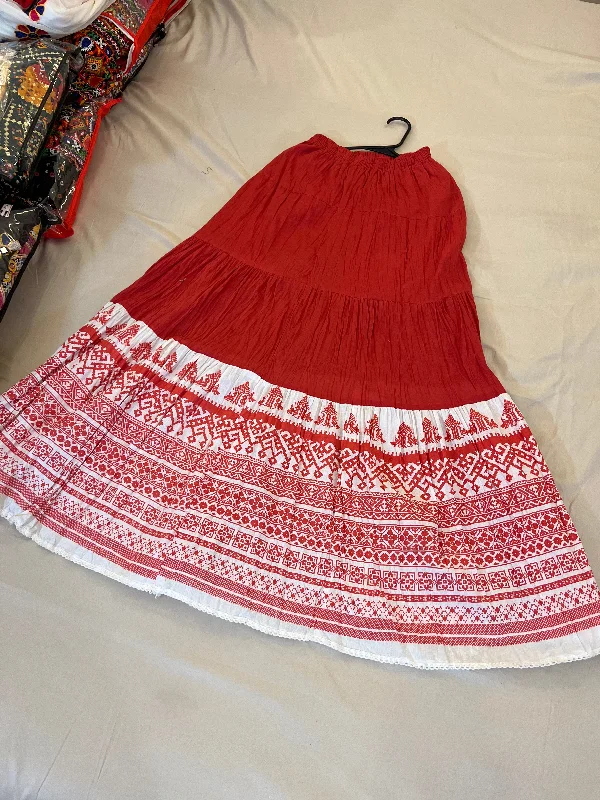 Attractive Red Cotton Printed Skirt Side-tie unclassified skirts