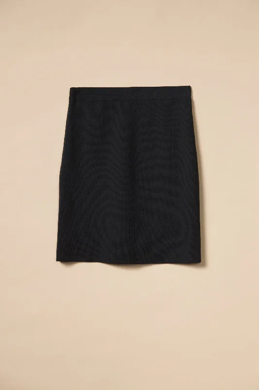 ANIK noir Minimalist unclassified skirts