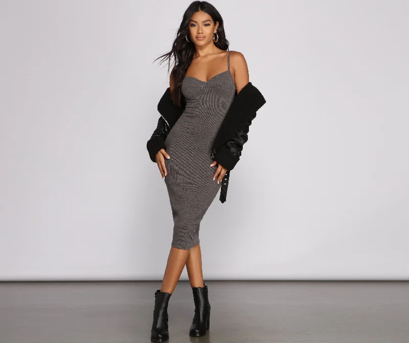 Stylish Sweetheart Ribbed Charming Knit Midi Dress PrettyLittleThing midi dresses