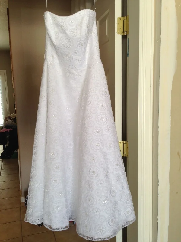 David's Bridal David's Bridal Vintage Tea Length Lace Gown Size 4 Lace Dress Elegance